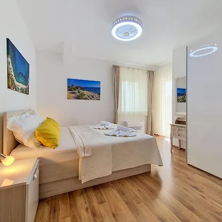 Nikaroni-1 By Interhome Appartement *