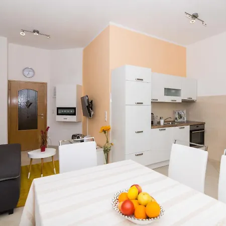 Nikaroni-1 By Interhome Apartmán *