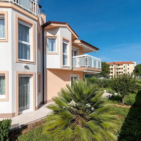Nikaroni-1 By Interhome Appartement
